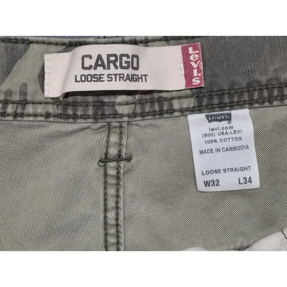 VTG Y2K Levi's Cargo Loose Straight Pants Men 32x34 Green Camo Workwear Cotton